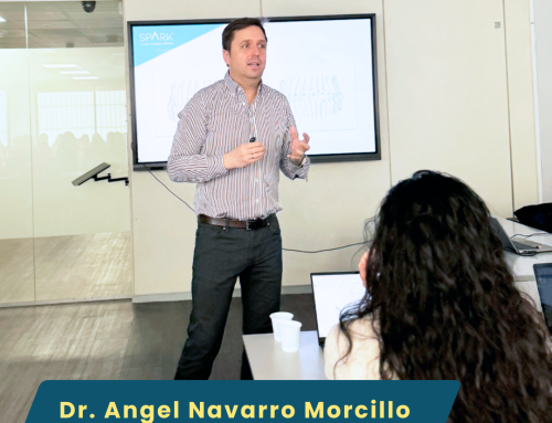 Dr. Ángel Navarro – Mordida cruzada con alineadores