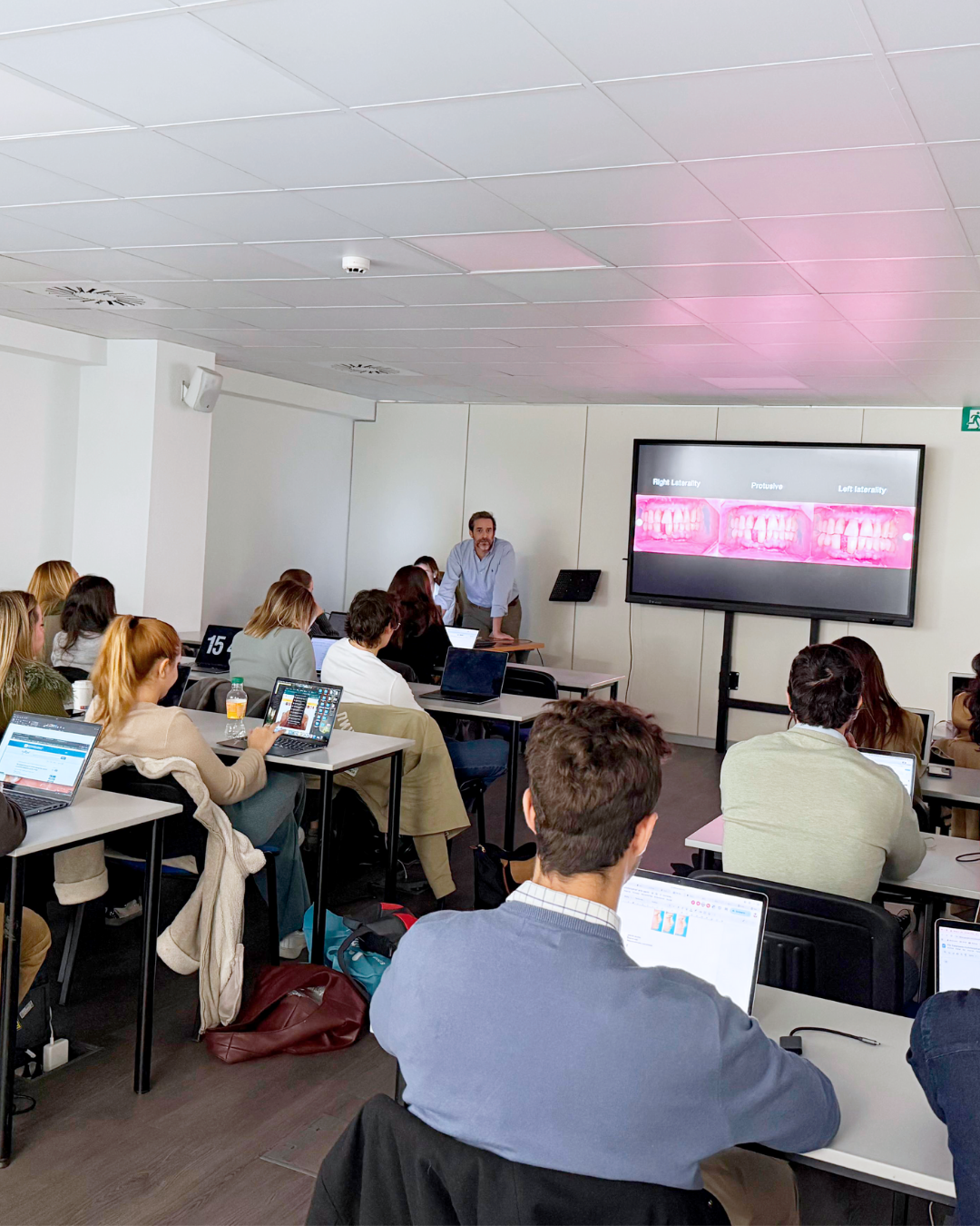 Dr. Lucas Charlén Dra. María Vilarrasa Masterclass Orto-Perio