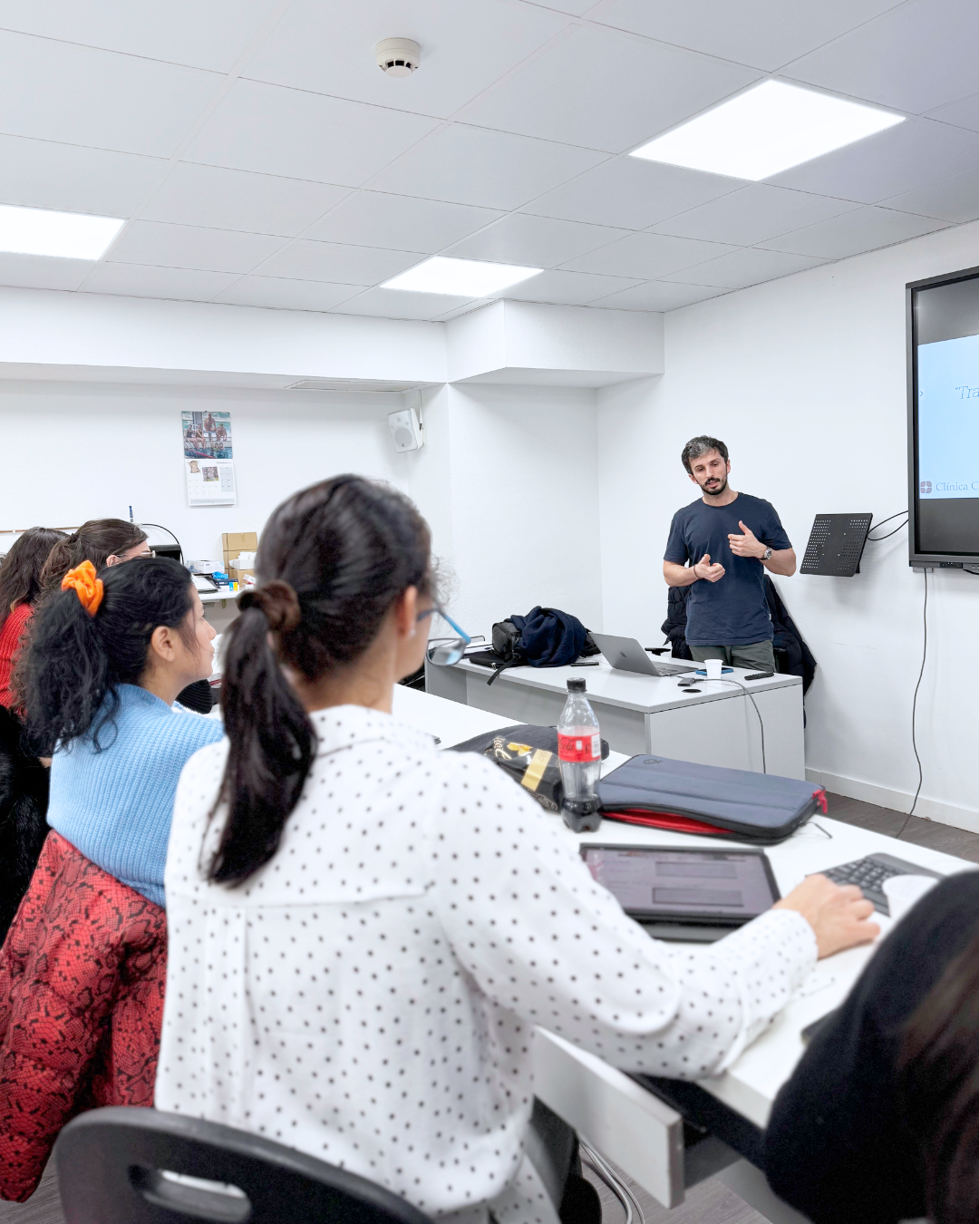 Dr. Eduardo Capilla - Masterclass Tratamiento prostodóntico sector anterior