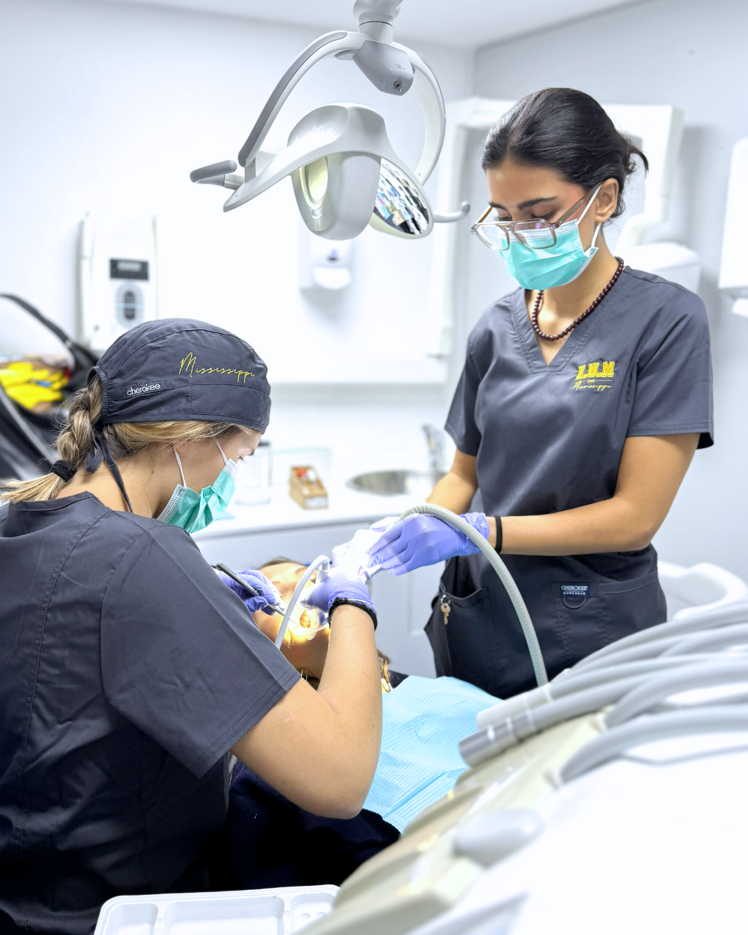 Dra. Estefania Laguna Taller EMS Dental