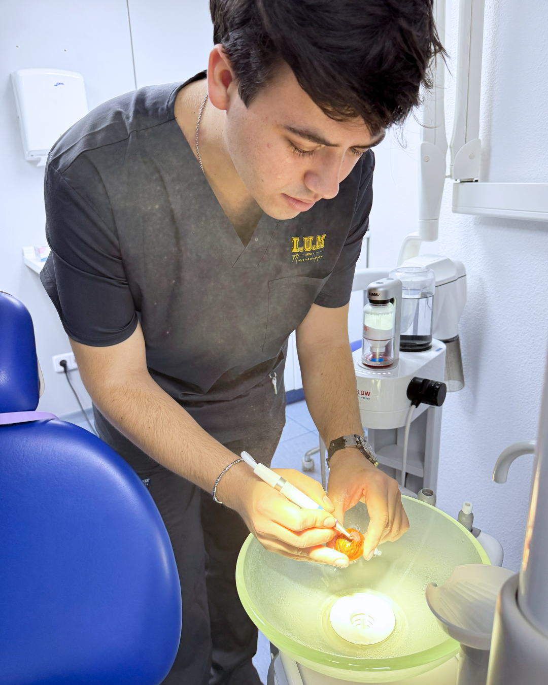 Dra. Estefania Laguna Taller EMS Dental