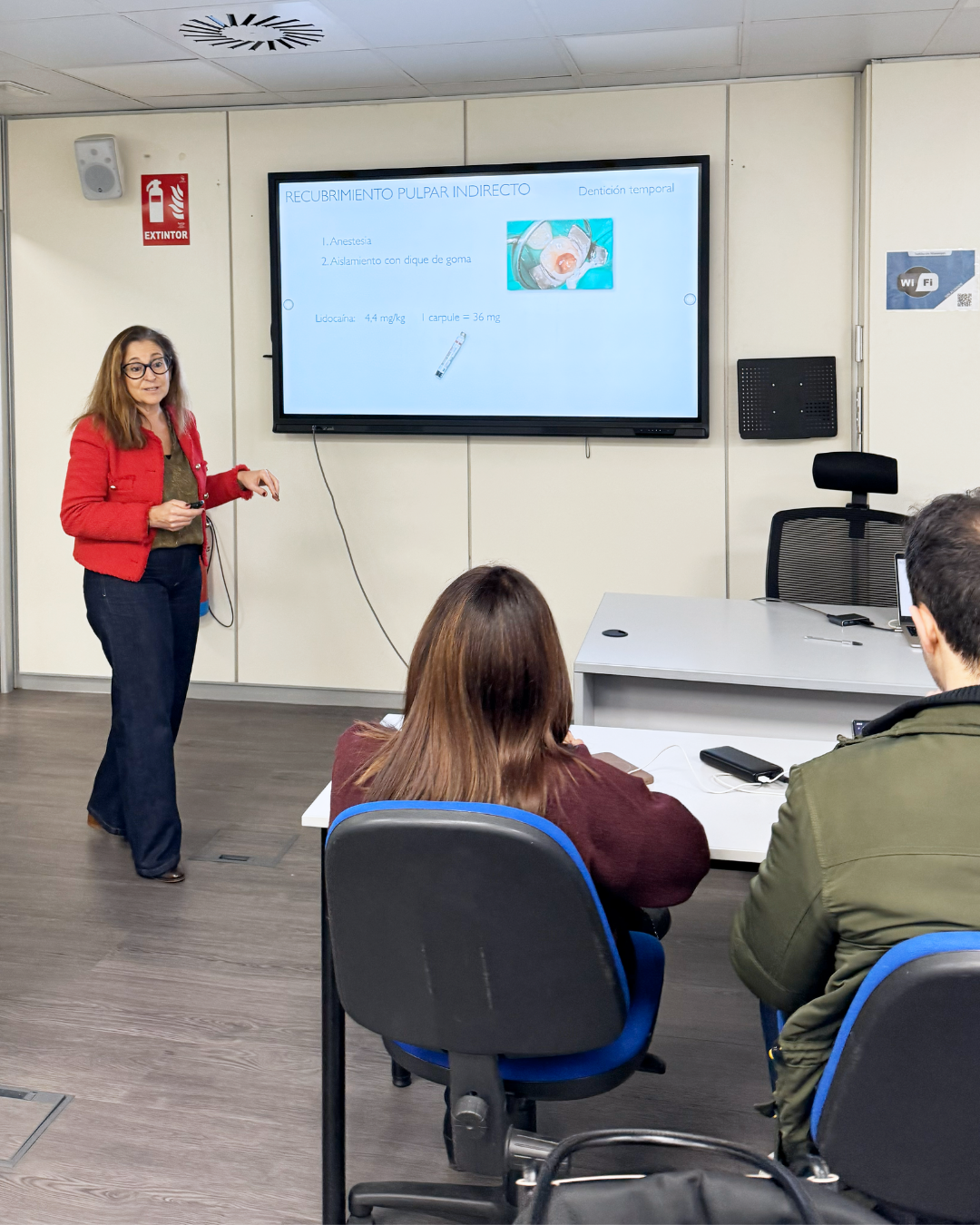 Dra. Gloria Saavedra - Masterclass Pulpotomia y tratamiento en dentinción infantil